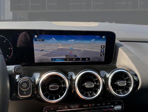 MERCEDES-BENZ GLA 180 d Progressive  