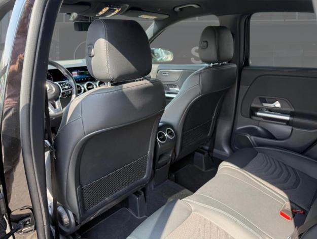 MERCEDES-BENZ GLA 180 d Progressive  