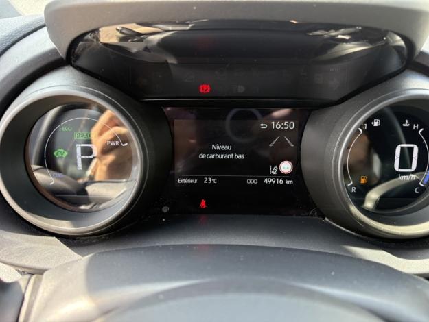 TOYOTA Yaris Cross 1.5 HYBRID 116H DESIGN AUTO  