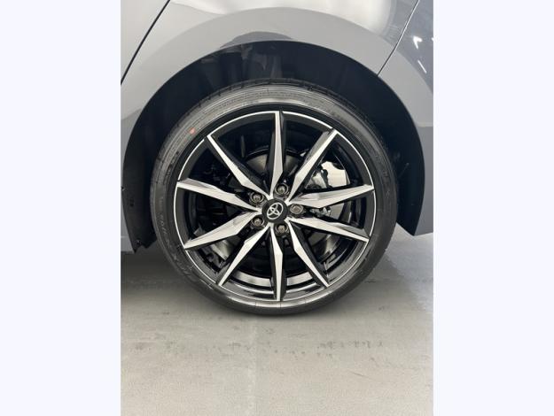 TOYOTA Corolla Hybride 1.8L 140h   GR Sport Pack Techno + TO MY26