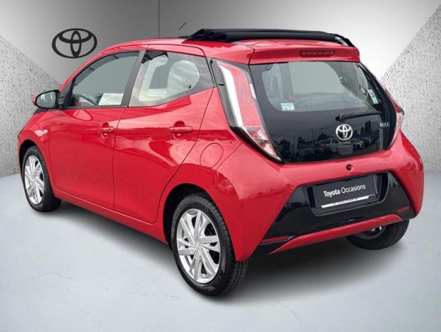 TOYOTA Aygo 69 VVT-i x-wave stop & start  