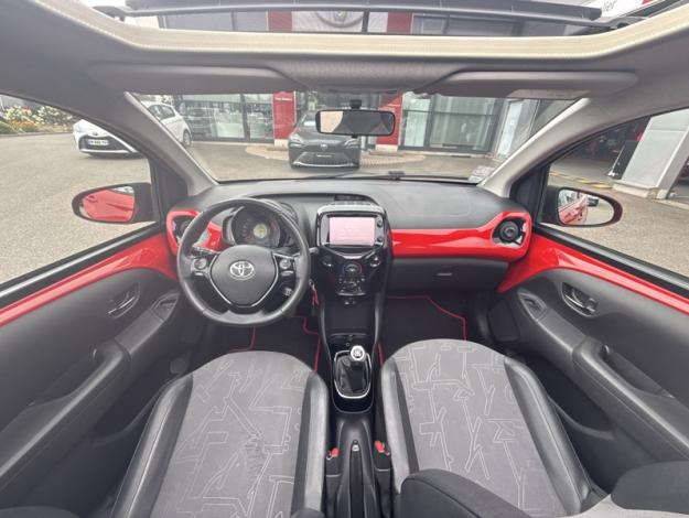 TOYOTA Aygo 69 VVT-i x-wave stop & start  