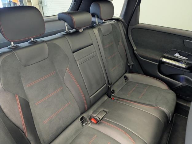 MERCEDES-BENZ Classe B 180 AMG Line Edition  