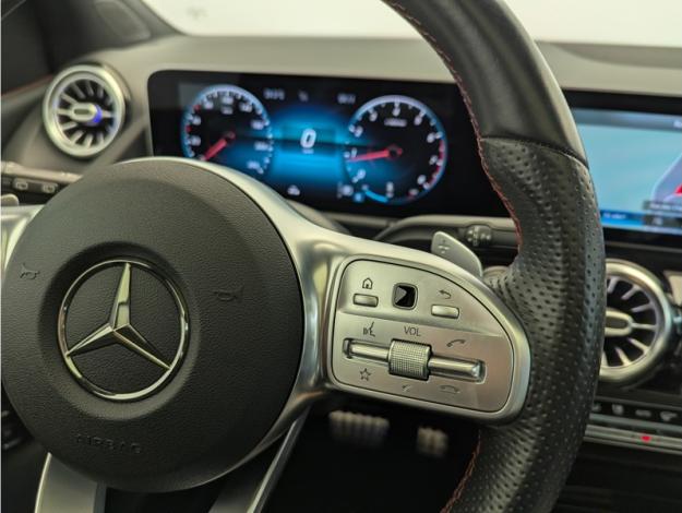 MERCEDES-BENZ Classe B 180 AMG Line Edition  