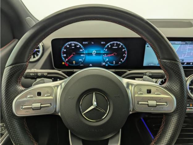MERCEDES-BENZ Classe B 180 AMG Line Edition  