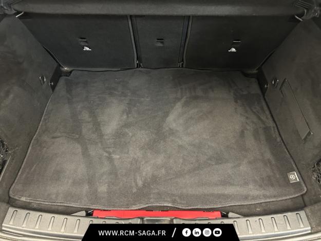 MERCEDES-BENZ GLA 250 e AMG Line  