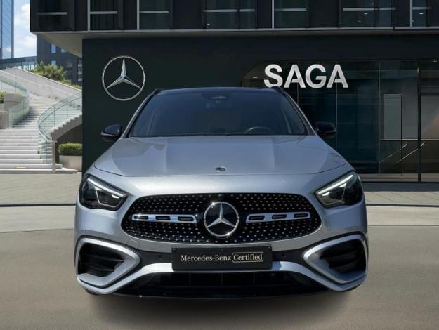 MERCEDES-BENZ GLA 180 AMG Line  