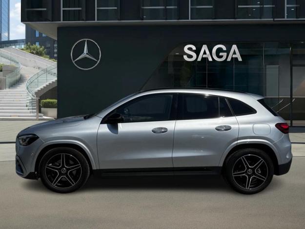 MERCEDES-BENZ GLA 180 AMG Line  