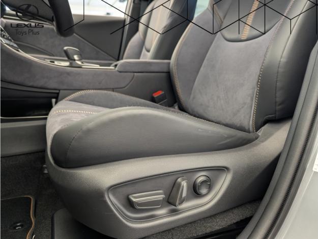 LEXUS LBX 1.5 136H 2WD Cool  PACK ADVANCED