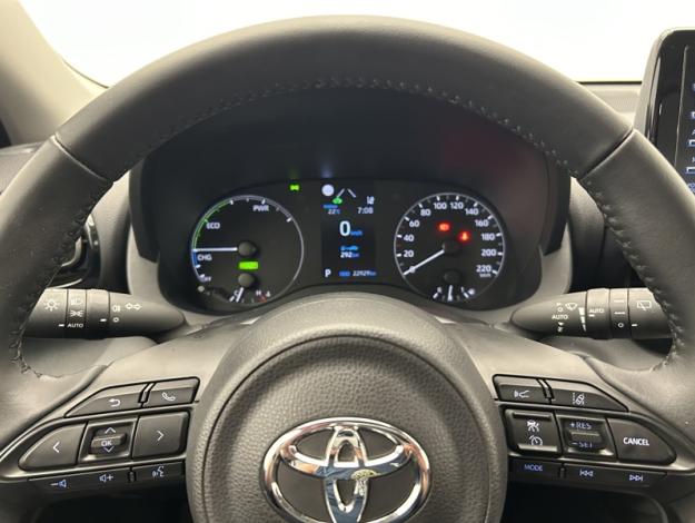 TOYOTA Yaris 116h Dynamic  