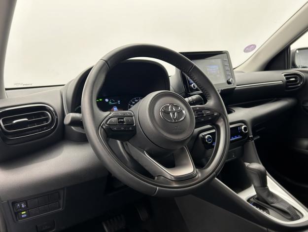 TOYOTA Yaris 116h Dynamic  