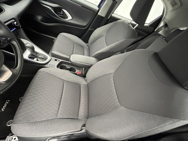 TOYOTA Yaris 116h Dynamic  