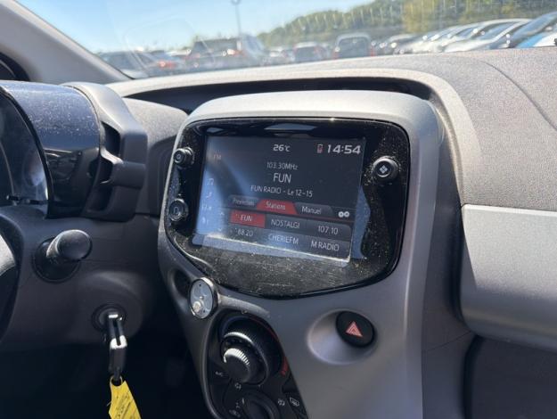 TOYOTA Aygo x-play  1.0 72 ch 