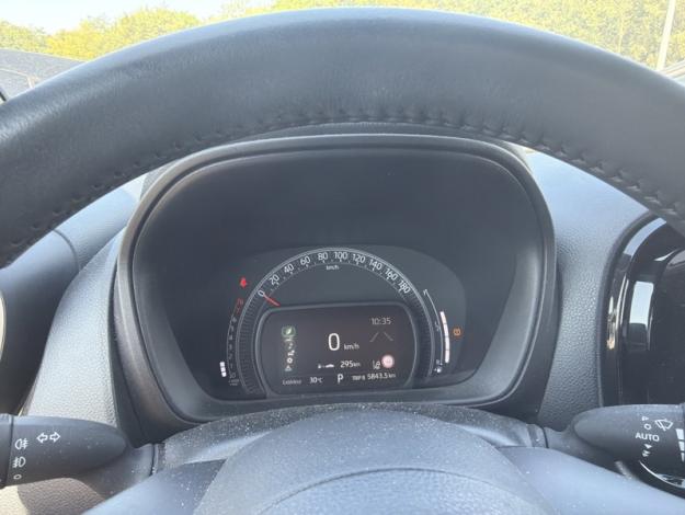 TOYOTA Aygo X 1.0 VVT-i 72 Air Design   
