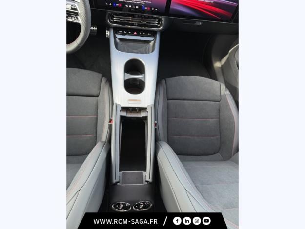 MERCEDES-BENZ CLA Shooting Brake 200 AMG Line   CLA Shooting Brake 200 AMG Line