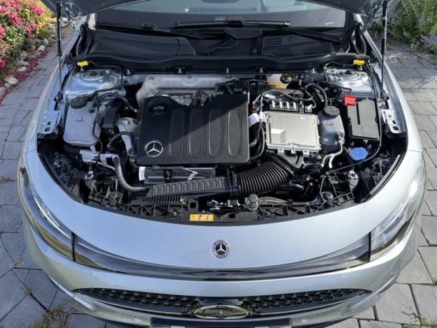 MERCEDES-BENZ CLA Shooting Brake 200 AMG Line   CLA Shooting Brake 200 AMG Line