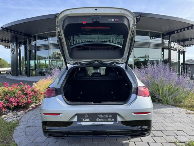 MERCEDES-BENZ CLA Shooting Brake 200 AMG Line   CLA Shooting Brake 200 AMG Line