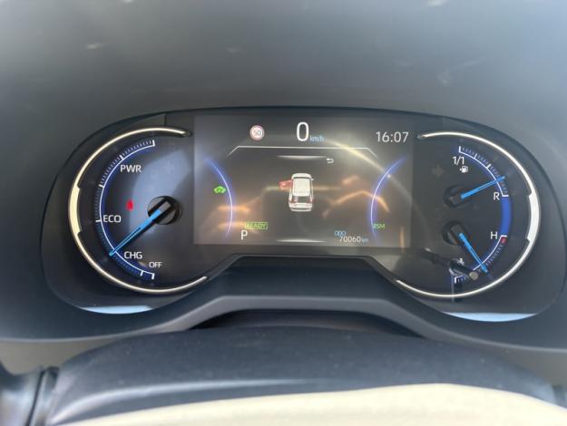 TOYOTA RAV4 2WD 218ch Lounge  