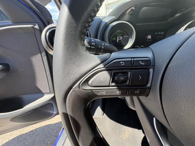 TOYOTA Yaris Hybride 116h Design  1.5 116 ch 
