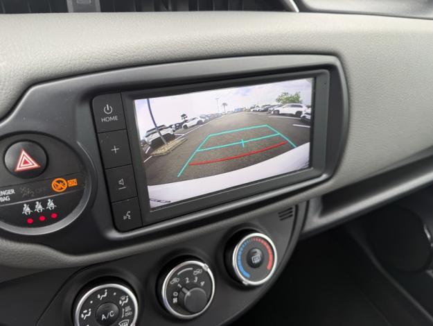 TOYOTA Yaris 110 VVT-i CVT France Connect  