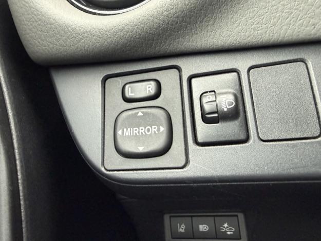 TOYOTA Yaris 110 VVT-i CVT France Connect  