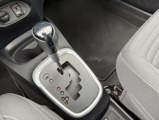 TOYOTA Yaris 110 VVT-i CVT France Connect  
