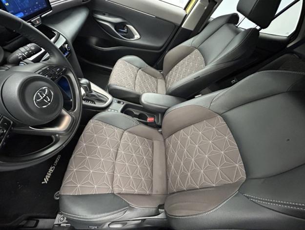 TOYOTA Yaris Cross Hybrid 2WD Collection   