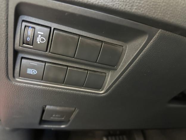 TOYOTA Yaris Cross 1.5 HYBRID 116H DESIGN / PACK CARGO  