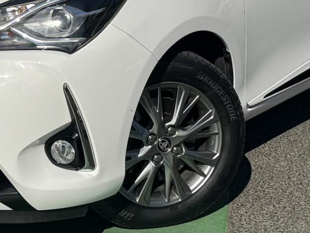 TOYOTA Yaris Hybrid Dynamic / Pack confort plus  1.5 101 ch 