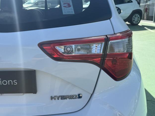 TOYOTA Yaris Hybrid Dynamic / Pack confort plus  1.5 101 ch 