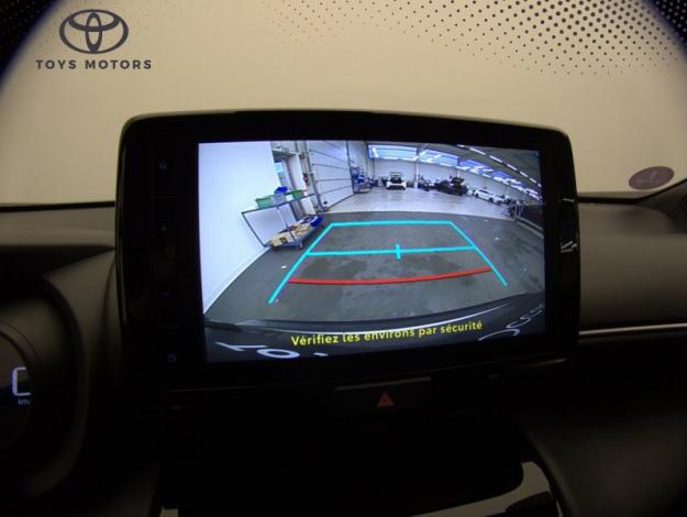 TOYOTA Yaris Cross Hybrid 2WD Design / Pack Cargo   