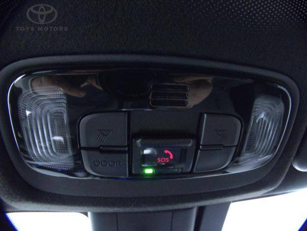 TOYOTA Yaris Cross Hybrid 2WD Design / Pack Cargo   