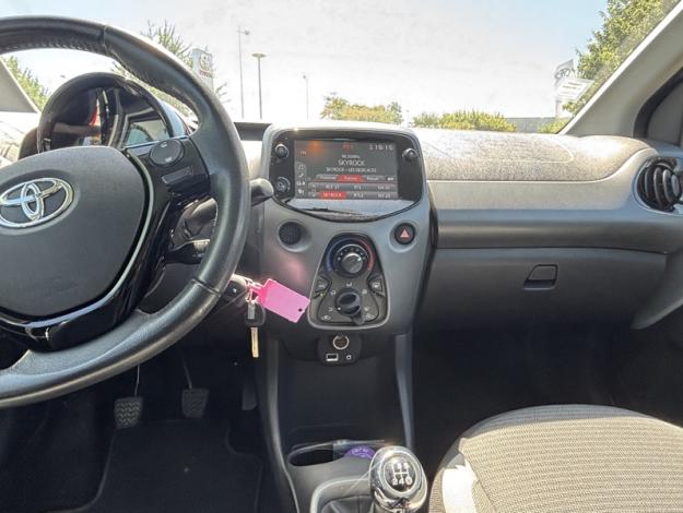 TOYOTA Aygo x-play  1.0 72 ch 