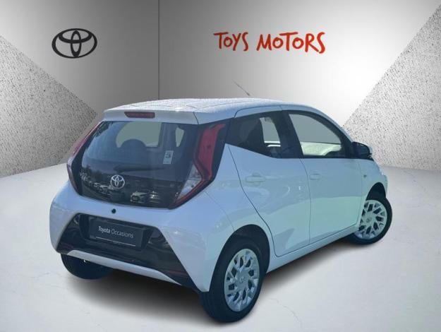 TOYOTA Aygo 1.0 VVT-i x-play / X-shift  
