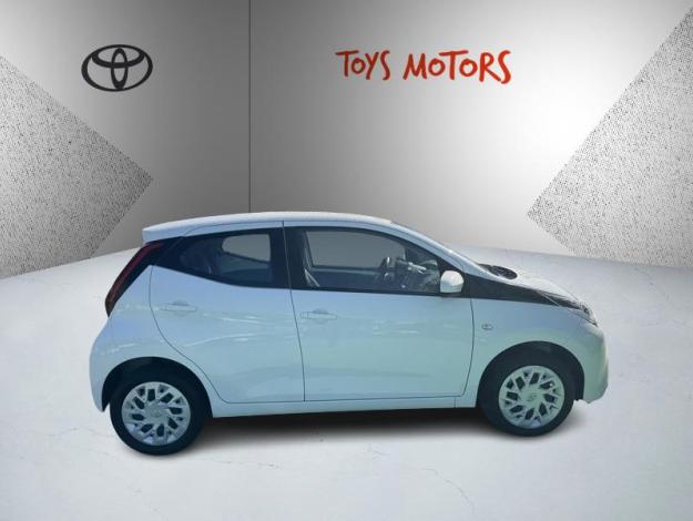 TOYOTA Aygo 1.0 VVT-i x-play / X-shift  