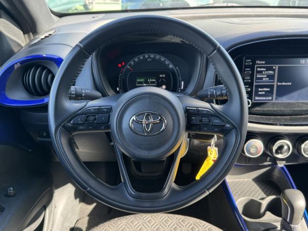 TOYOTA Aygo X 1.0 VVT-i 72 Design / S-CVT  