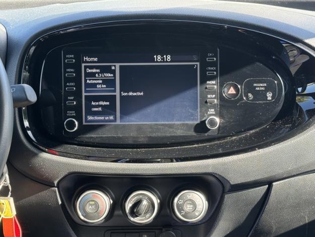 TOYOTA Aygo X 1.0 VVT-i 72 Design / S-CVT  