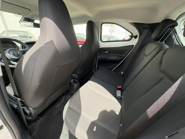 TOYOTA Aygo X 1.0 VVT-i 72 Dynamic   