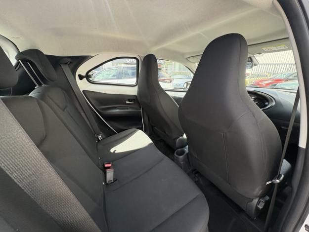 TOYOTA Aygo X 1.0 VVT-i 72 Dynamic   