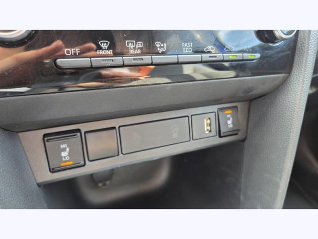 TOYOTA Yaris Cross Hybrid 2WD Design   