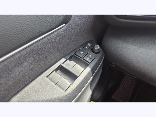 TOYOTA Yaris Cross Hybrid 2WD Design   