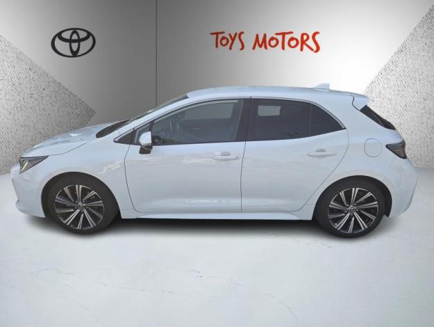 TOYOTA Corolla 122h Design  