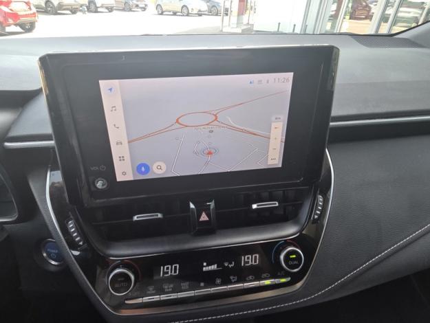 TOYOTA Corolla 122h Design  