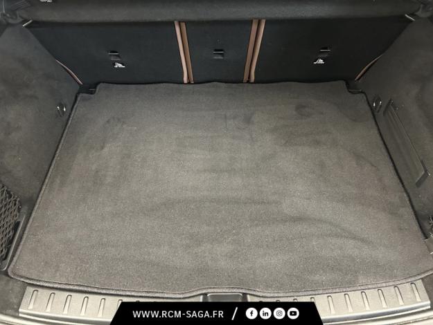 MERCEDES-BENZ GLA 200 d AMG Line  