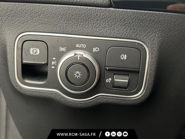 MERCEDES-BENZ GLA 200 d AMG Line  