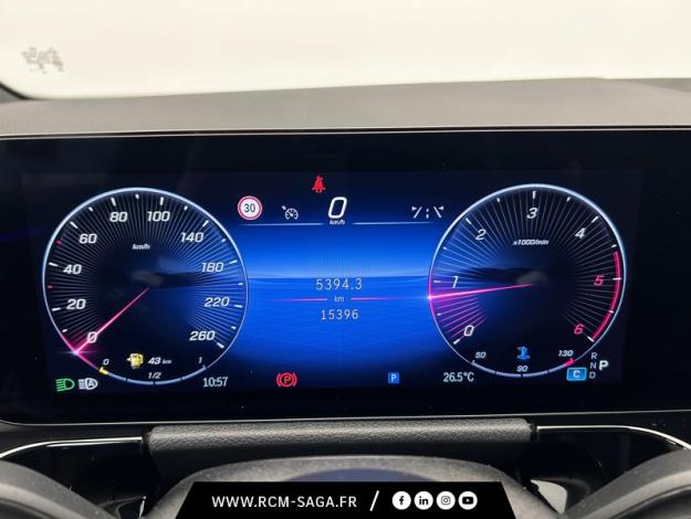 MERCEDES-BENZ GLA 200 d AMG Line  
