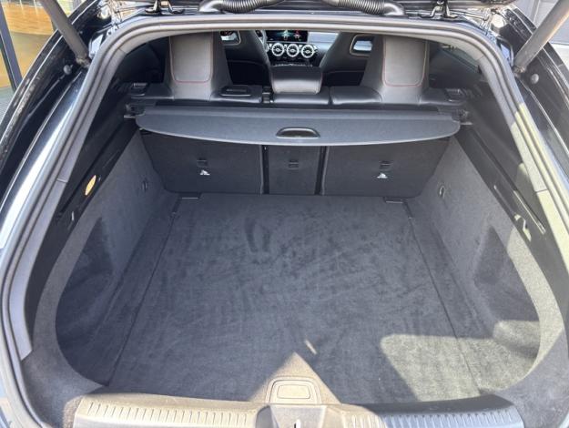 MERCEDES-BENZ CLA Shooting Brake CLA 180 d Shooting Brake AMG Line  