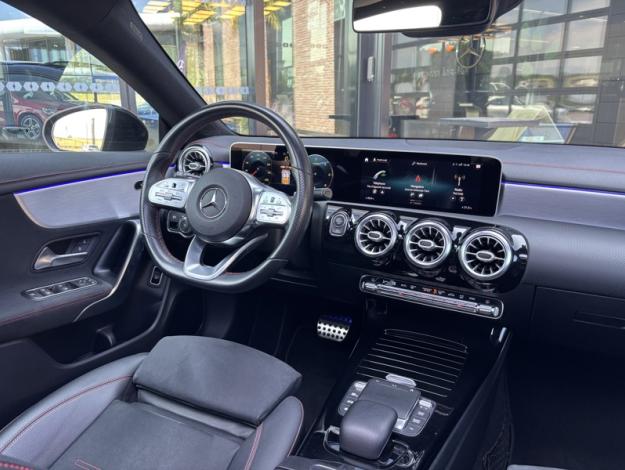 MERCEDES-BENZ CLA Shooting Brake CLA 180 d Shooting Brake AMG Line  