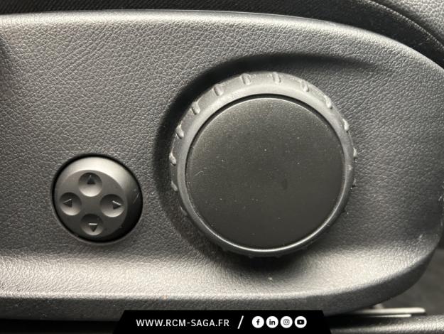 MERCEDES-BENZ GLA 200 d Progressive Line  