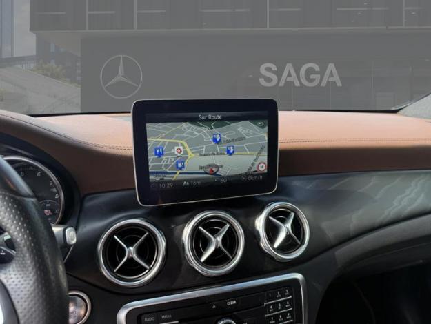 MERCEDES-BENZ GLA 180 Urban  